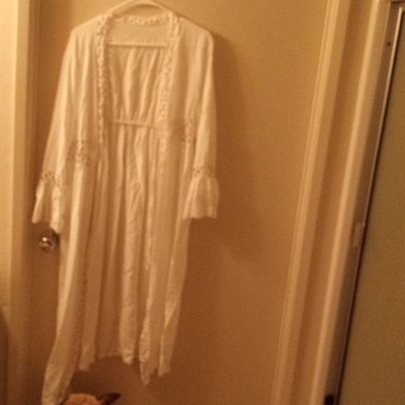 Bathing suit cover - Picture 1 of 2